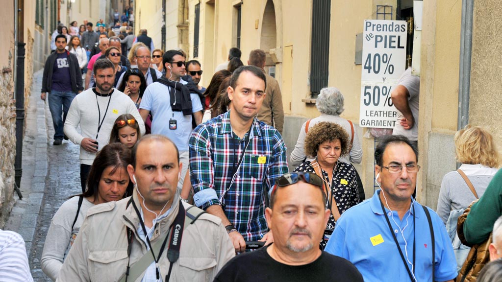 07-1kama_Turistas-Calle-Daoiz_KAM8668