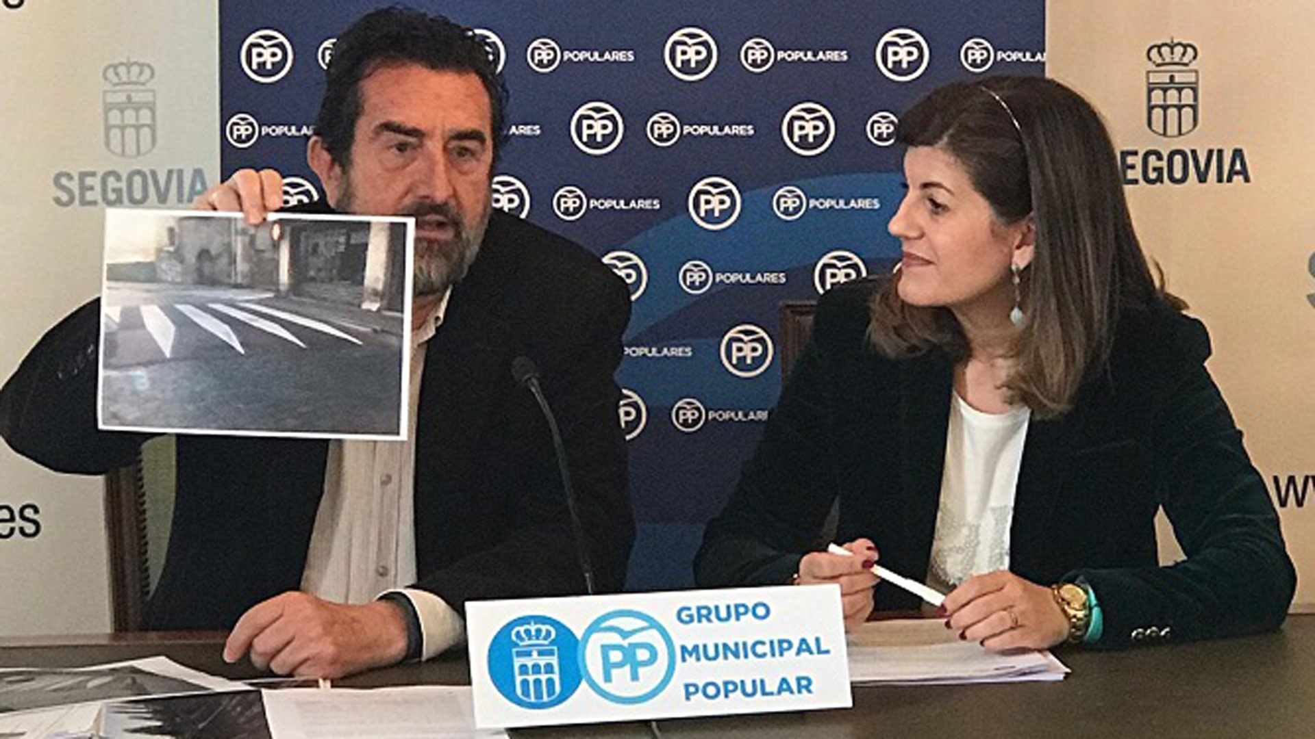 09-01-AZUCENA-Y-MIRANDA-