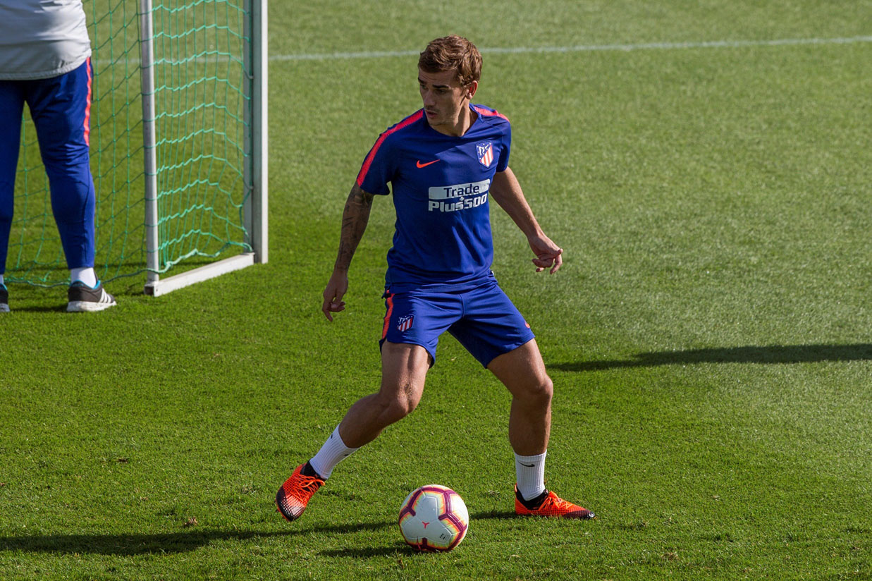 Antoine Griezmann, en el último entrenamiento antes de recibir al Betis.