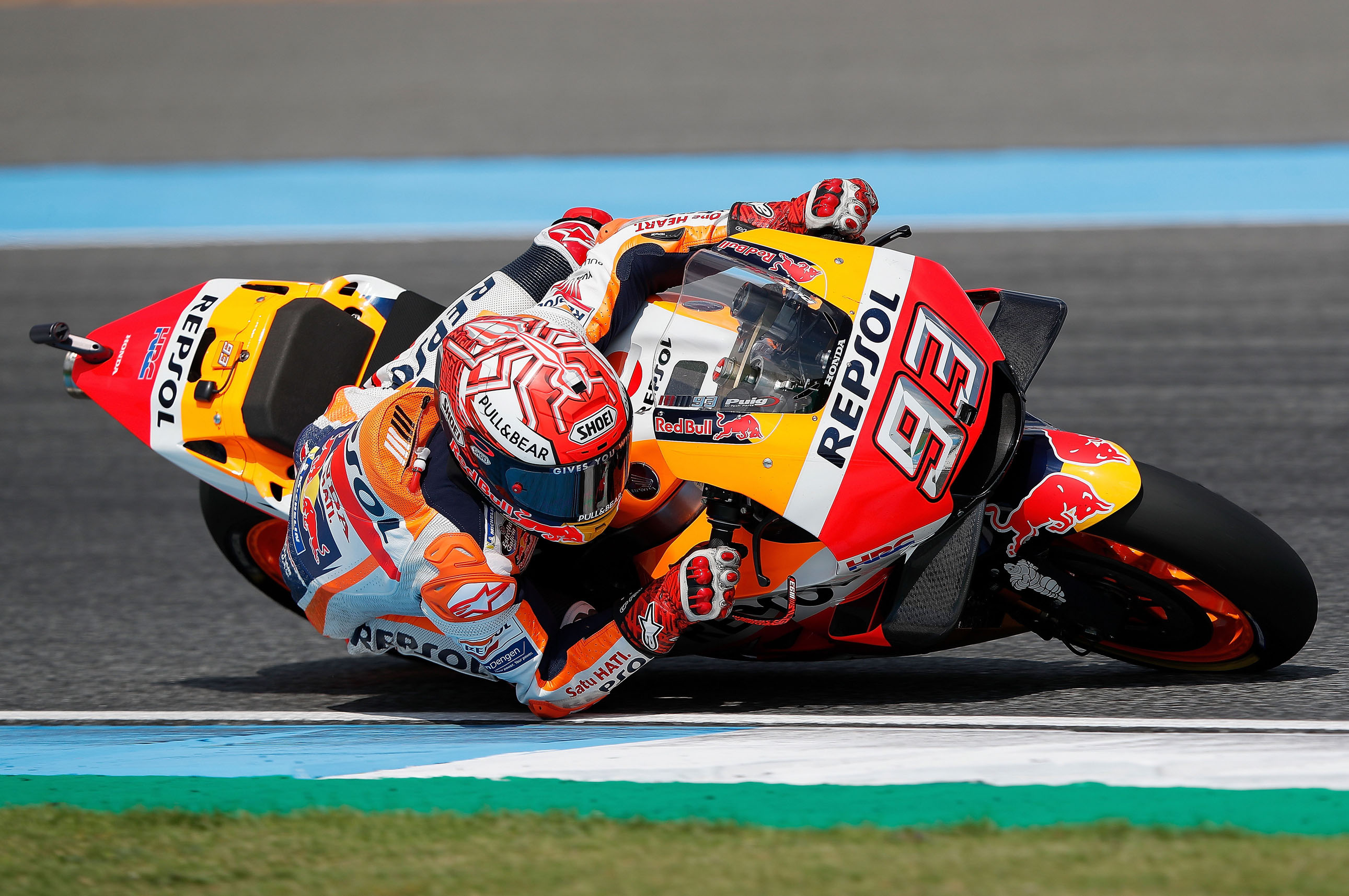Márquez se lleva una pole histórica desde la repesca 1 Marc Márquez, durante la sesión de clasificación del Gran Premio de Tailandia de MotoGP.