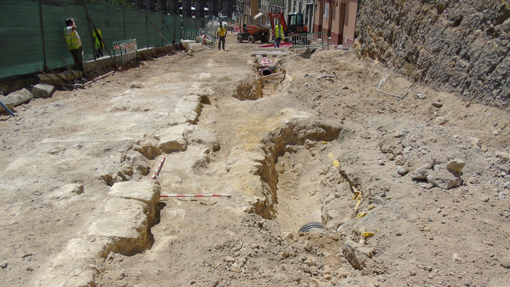 Los restos arqueológicos de la calle San Juan se presentarán al público 1 6_1-restos-arqueologicos