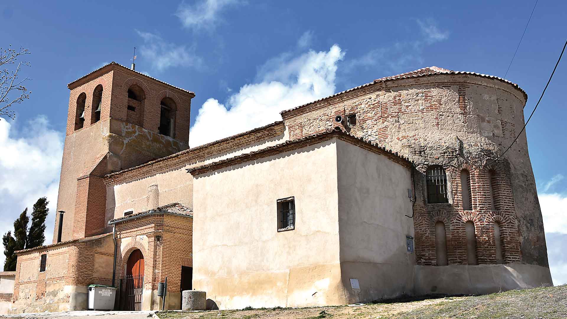 Iglesia de San Cristóbal de la Vega.