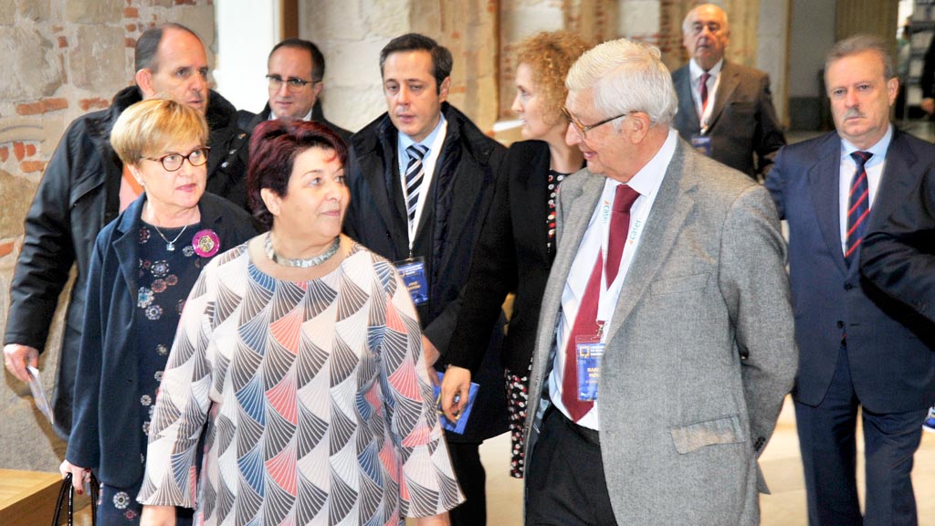 01kama_IE-University-Encuentro-Economia-Sennior_KAM6611