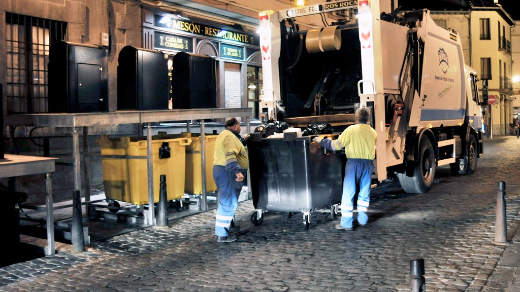 04-1kama_Recogida-Basuras_1584