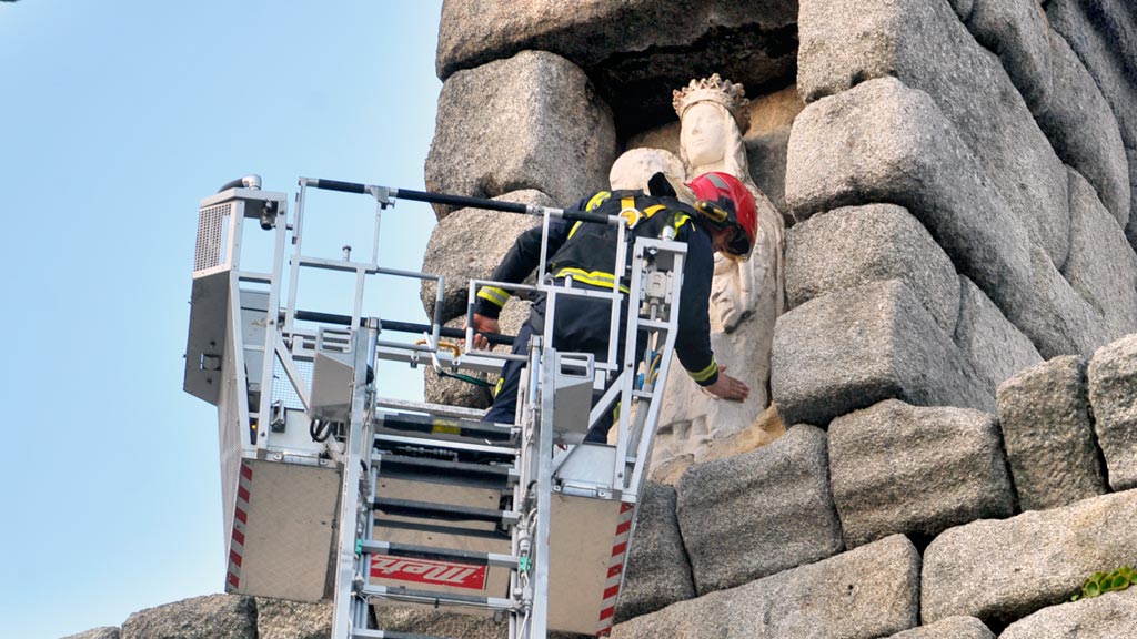 07-1kama_Acueducto-Desprendimiento-Piedra-Virgen_KAM1851
