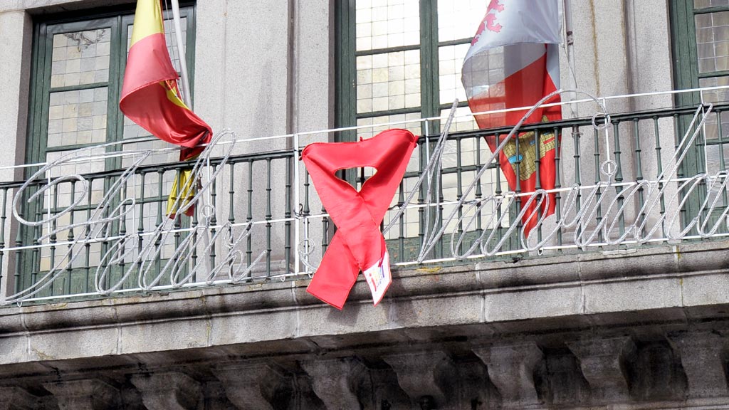 07-1kama_Ayuntamiento-Lazo-Sida_KAM9044