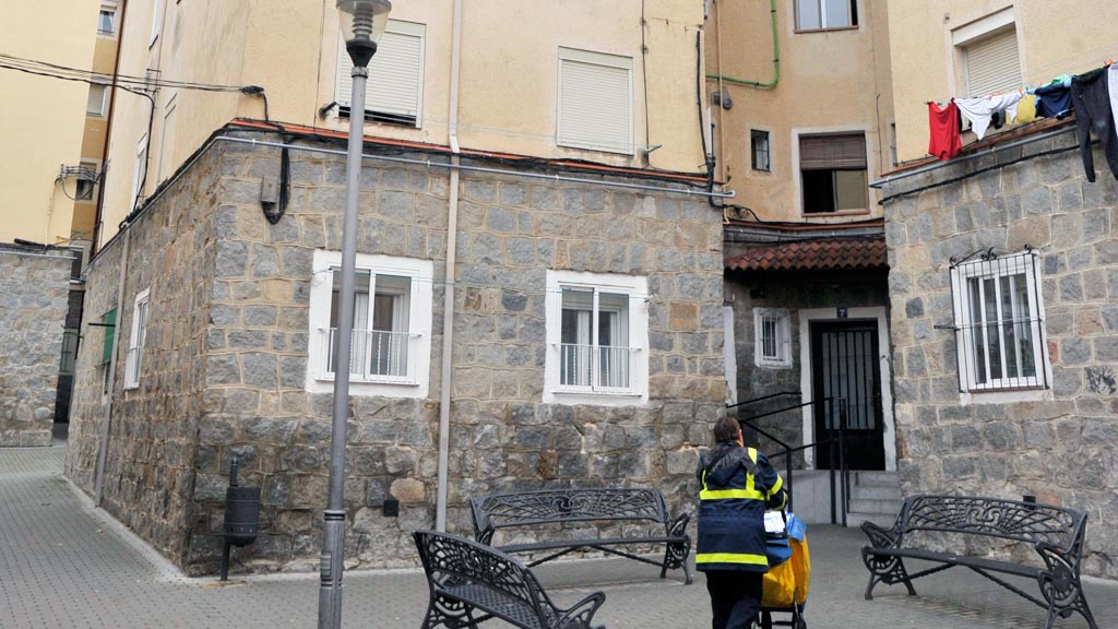 07-1kama_San-Jose-Barrio-ARU-Calle-Tomasa-de-la-Iglesia_KAM5757