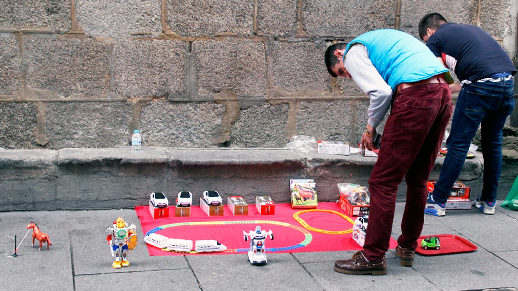 07-2ner-calle-real-venta-ambulante-top-manta