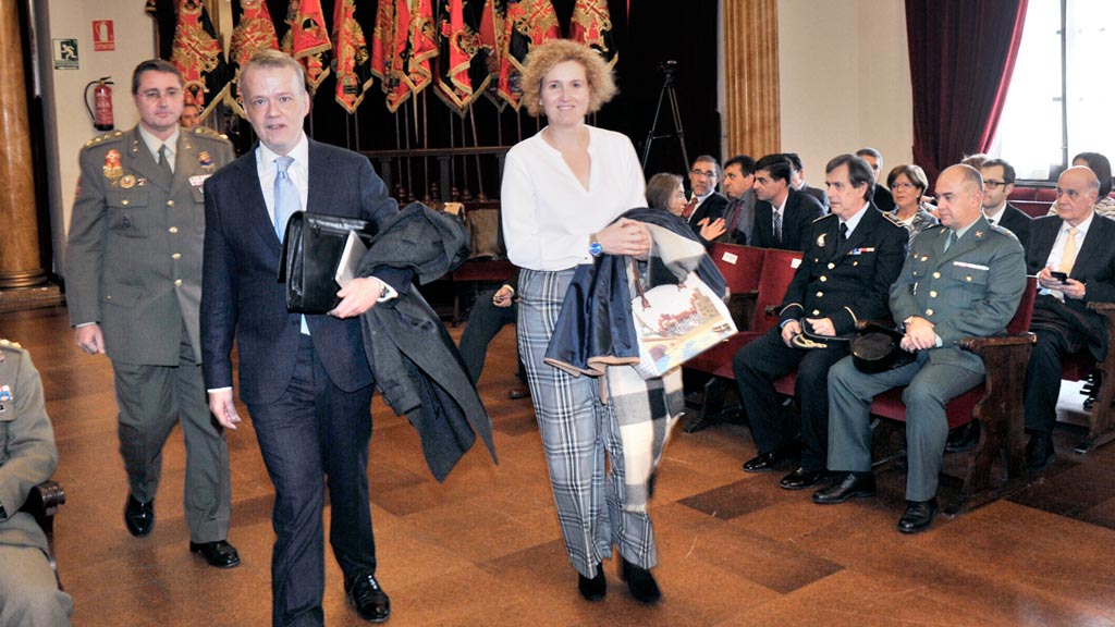 09-1kama_Academia-Artilleria-Conferencia-Antonio-Camacho-Constitucion_KAM8884