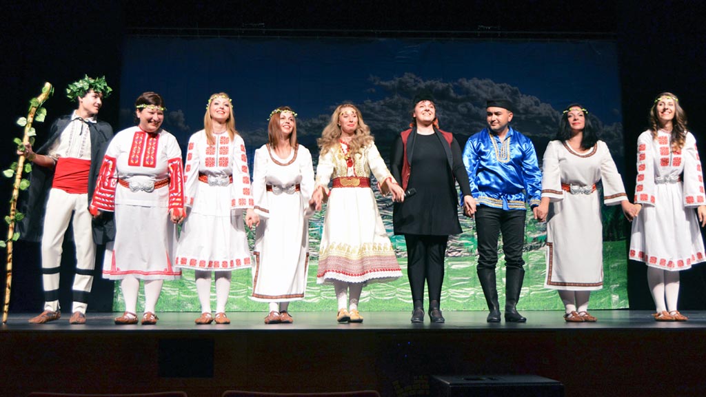 Integrantes del grupo Rodina que hoy subirán de nuevo al escenario del ‘Juan Bravo’. / el adelantado