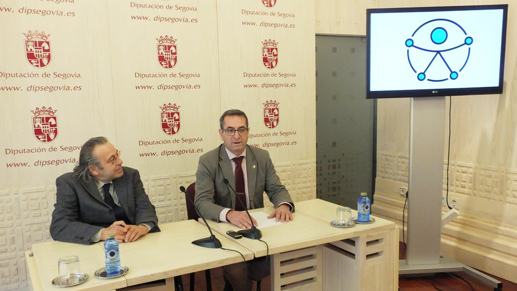 Juan Carlos Ramiro (izquierda) y Jaime Pérez en la presentación de la jornada sobre Espacios Integrados Inteligentes. / E. A.