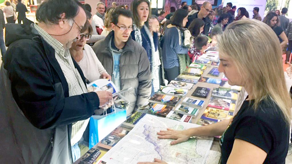 INTUR se celebrará solo para profesionales el 19 de noviembre 1 Muchas personas se han interesado en Intur por los recursos turísticos de la provincia. / el adelantado