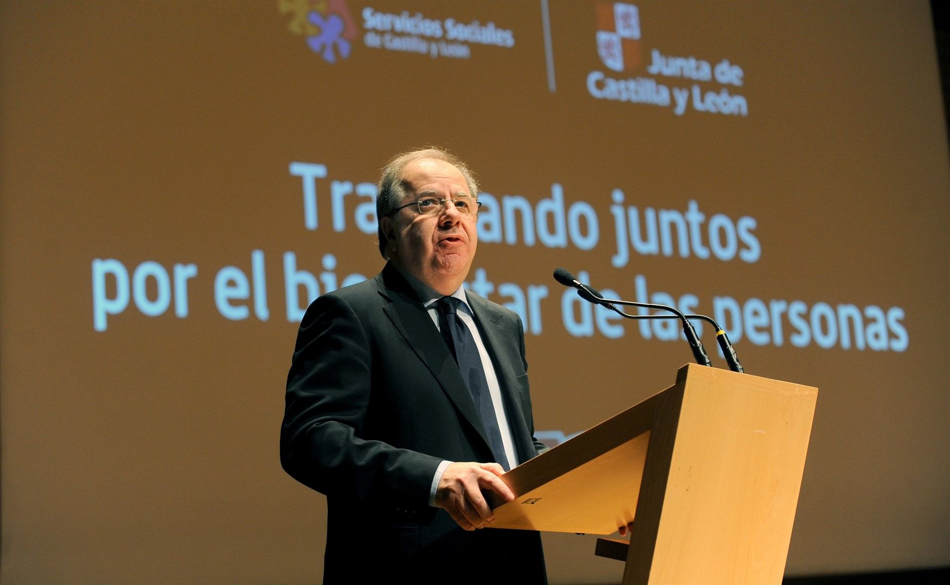 Herrera avisa sobre los peligros que puede conllevar la recentralización 1 20 01