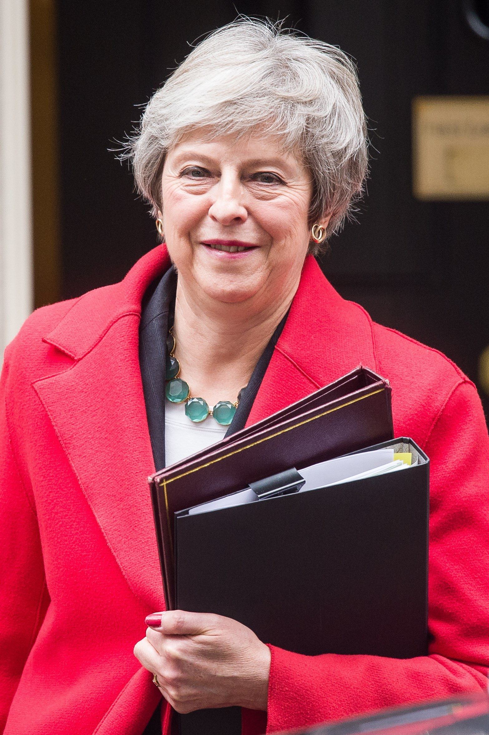 May dice que Reino Unido tendrá el pacto comercial “más ambicioso” con la UE