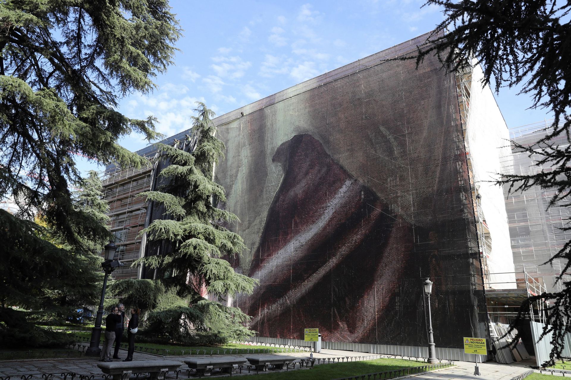 La iniciativa se enmarca dentro del proyecto ‘Vestir el Prado’ que cuenta con la colaboración del Corte Inglés.