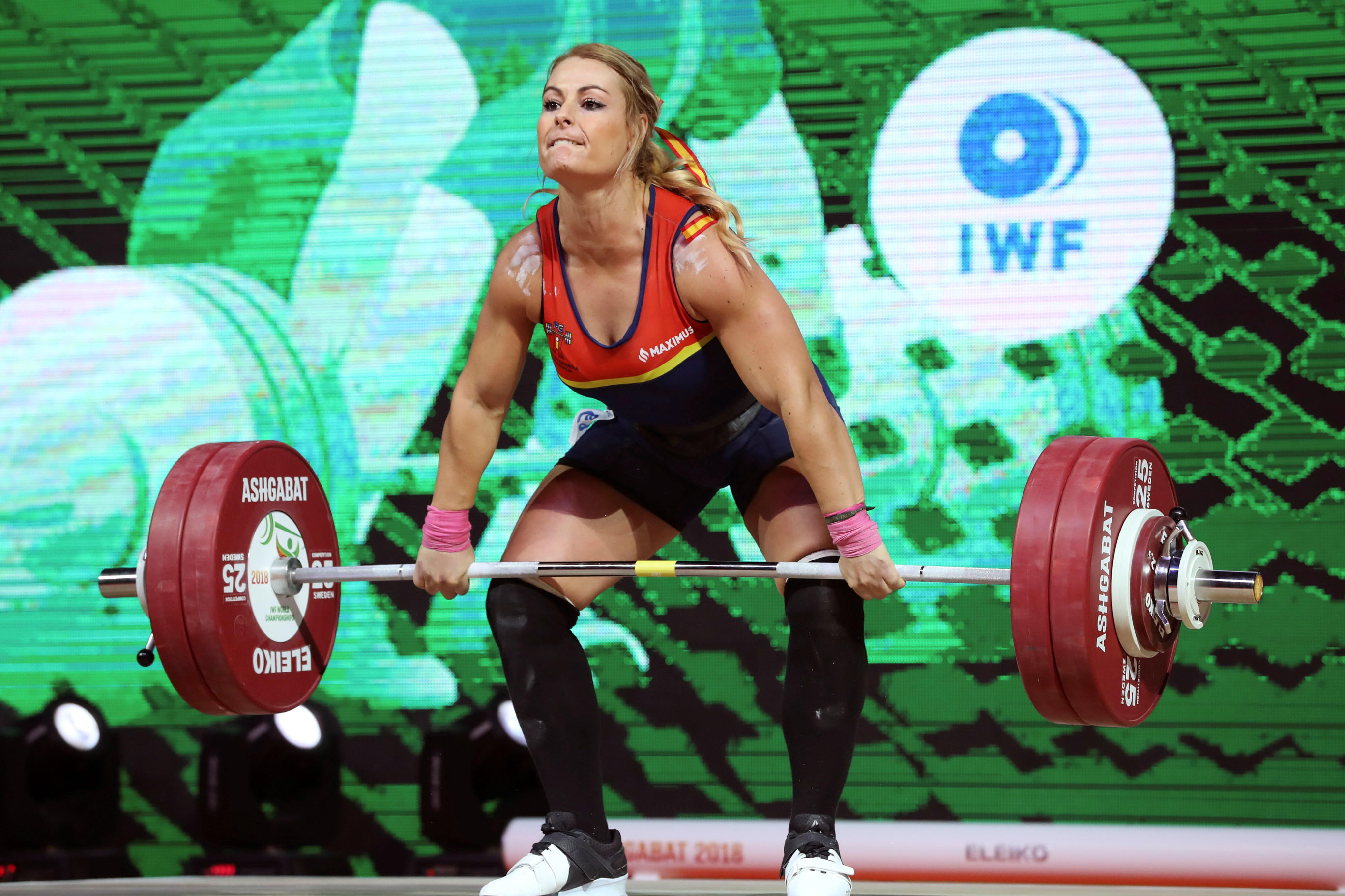 Lydia Valentín, bicampeona del mundo de halterofilia 1 Lydia Valentín se colgó el oro mundial en arrancada y en el total.