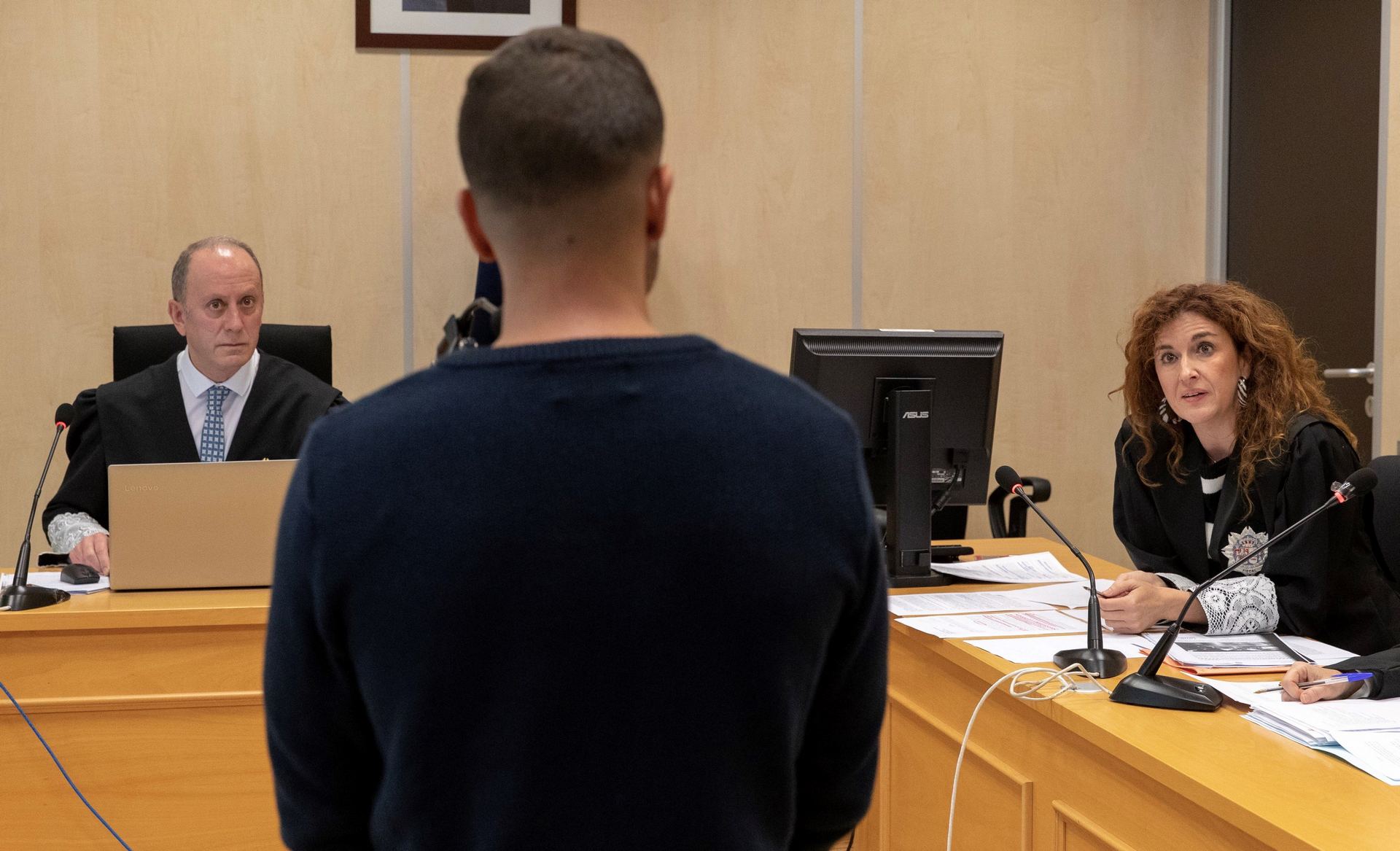 Ángel Boza, miembro de ‘La Manada’, declara ante el juez en el Juzgado de lo Penal número 10 de Sevilla.