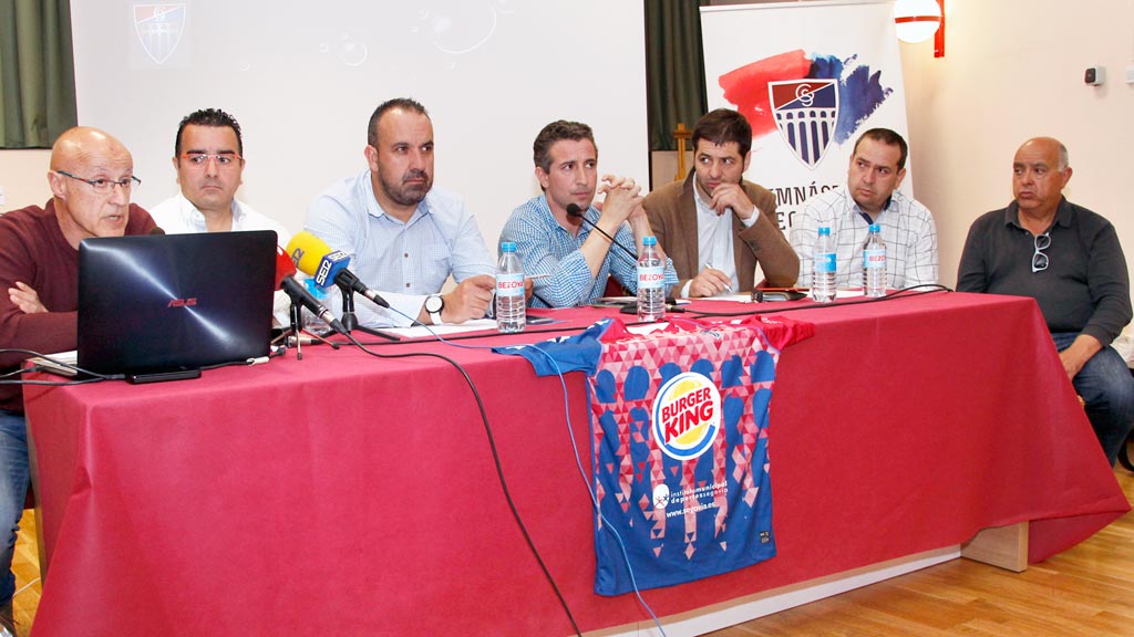 d1-1ner-futbol-segoviana-asamblea