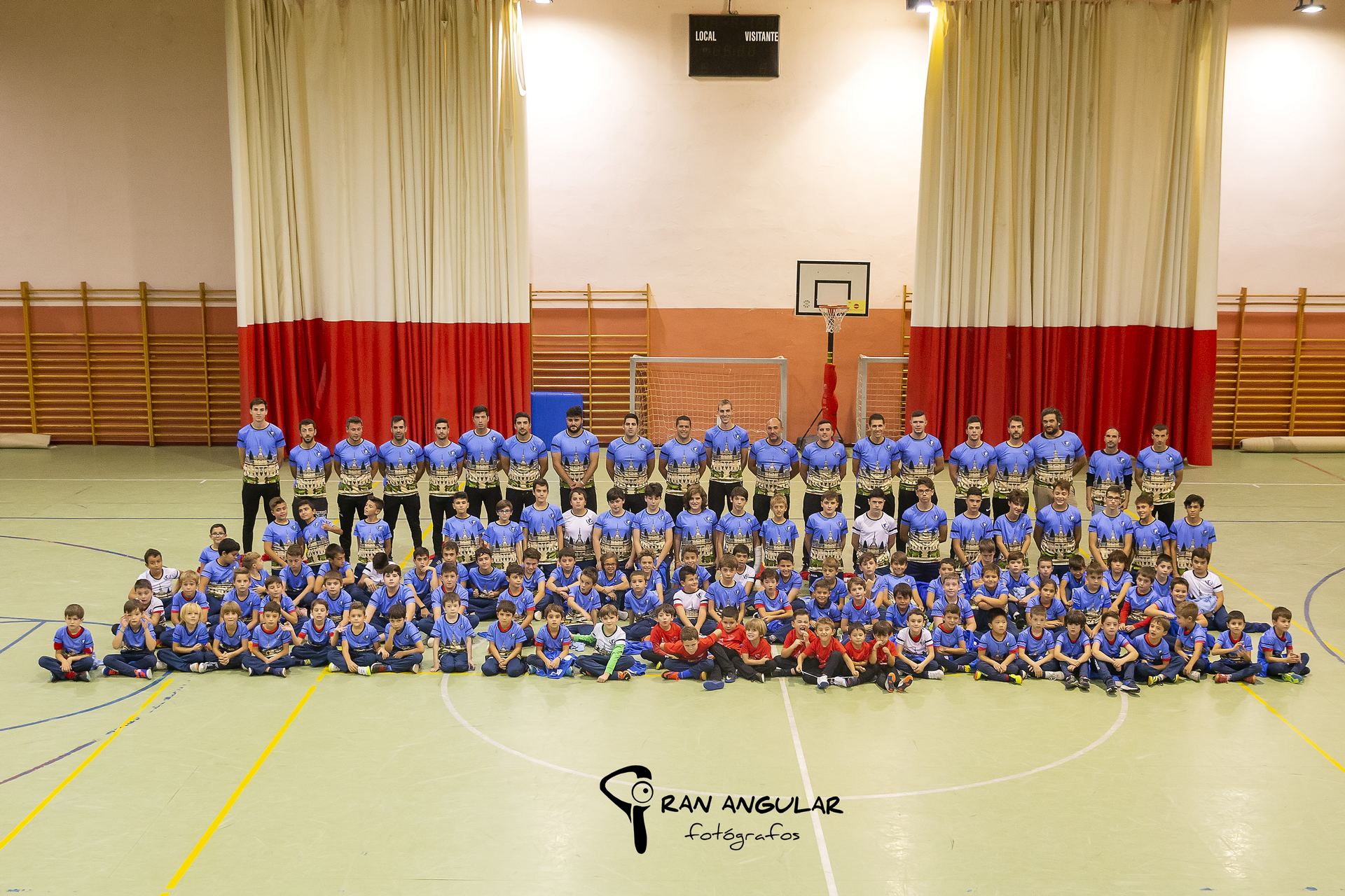 Son más de 120 niños los que forman las categorías inferiores del Club Deportivo La Granja, entrenan dos días a la semana y disputan partidos los sábados.