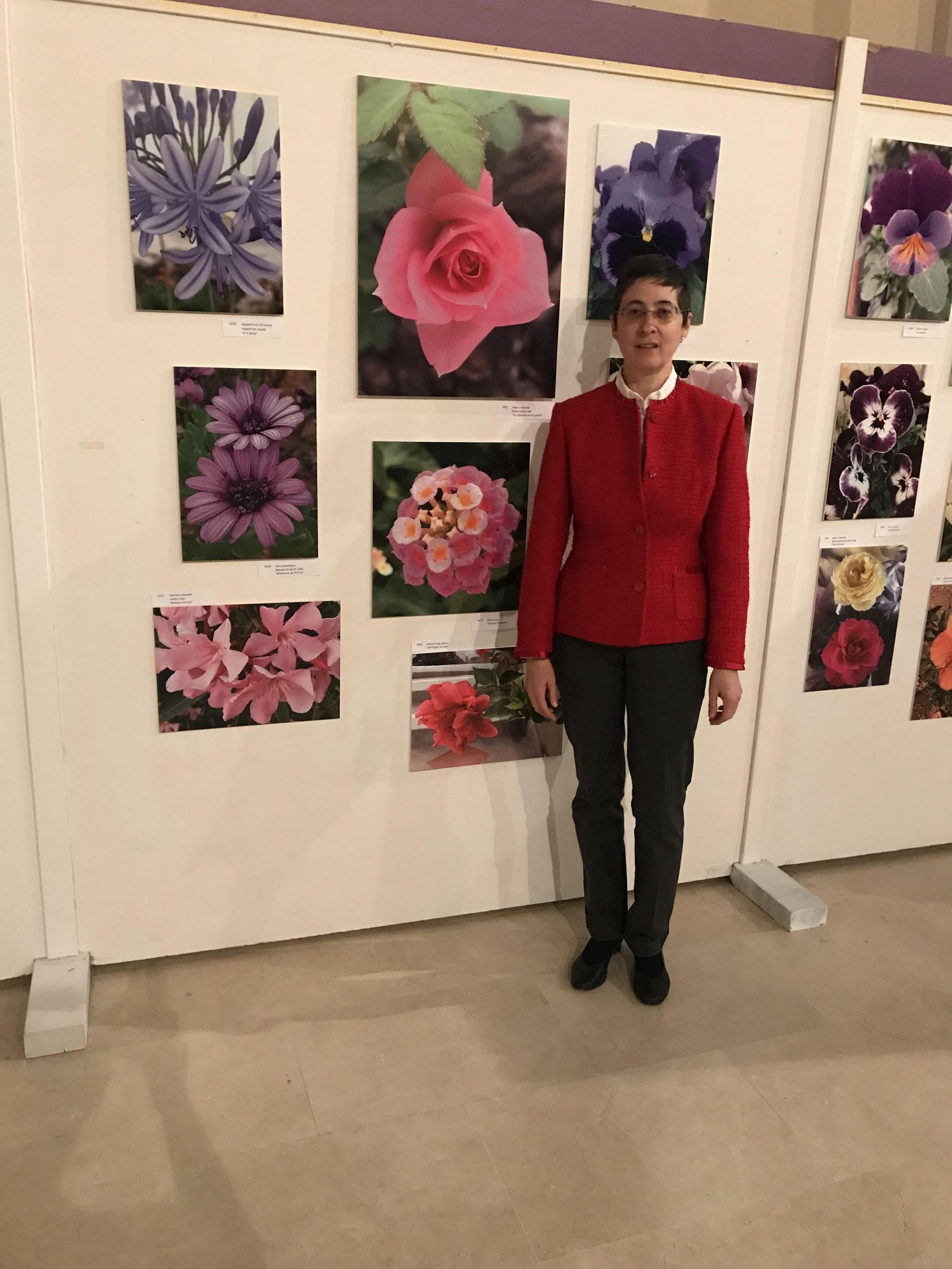 Cristina Martínez es ingeniero pero es una apasionada de las flores y las fotografía cada día.