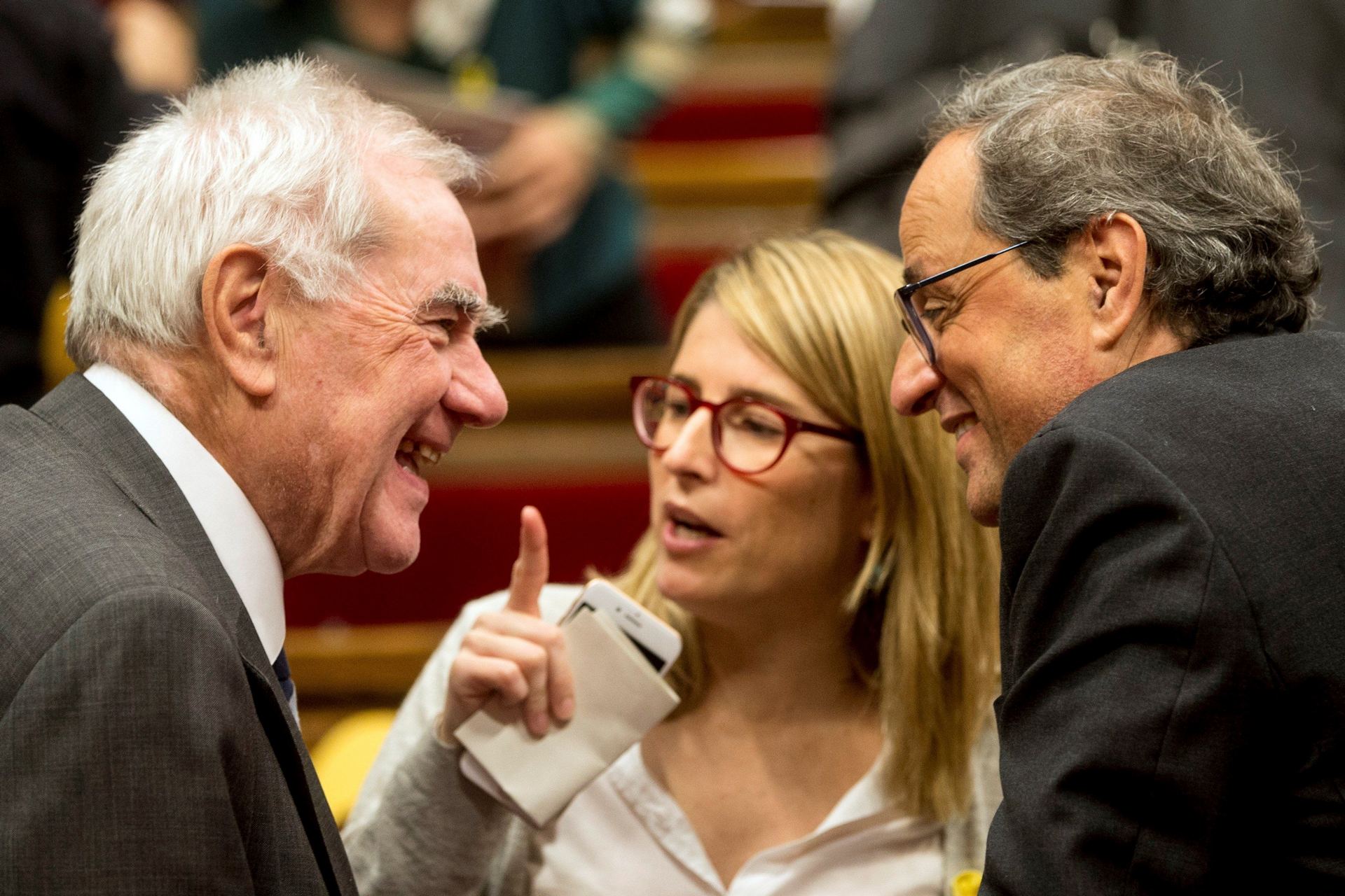 El consejero de Acción Exterior Ernest Maragall (i) junto a Elsa Artadi y el presidente catalán, Quim Torra.