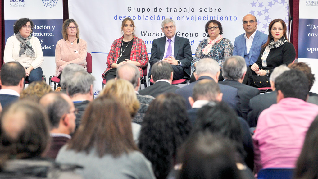 Jornadas sobre despoblación y Envejecimiento. / Kamarero