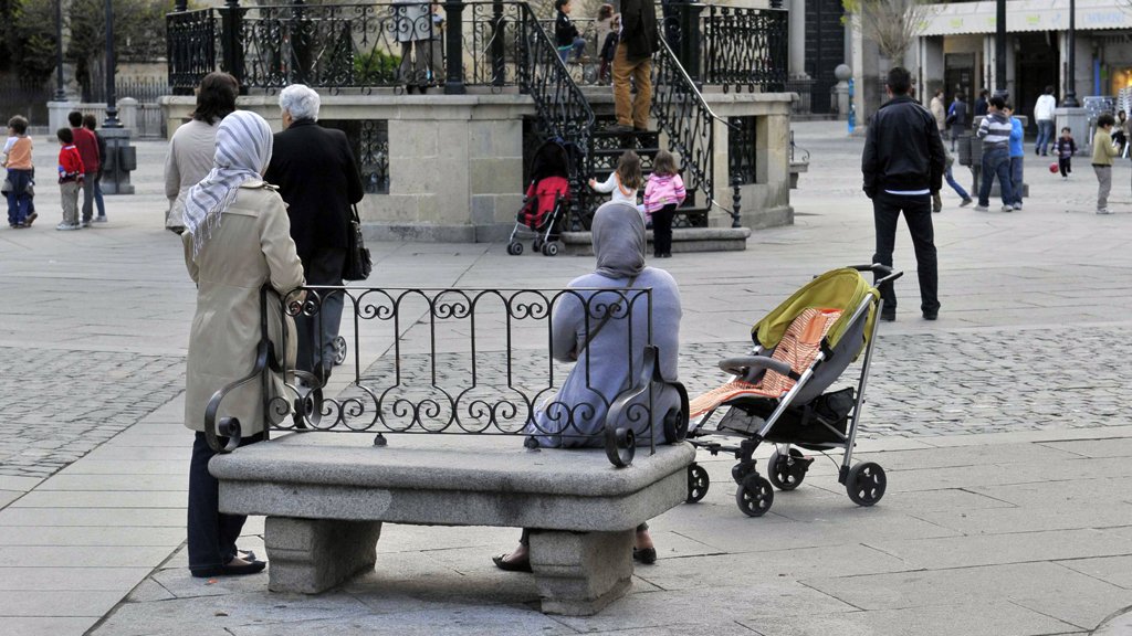 11_1kama-extranjeros