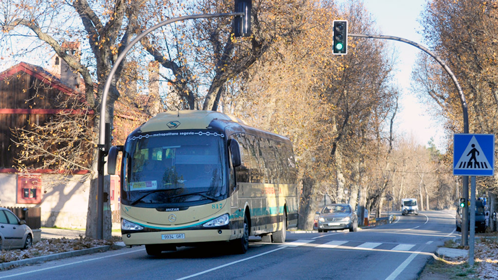 Se actuará en la travesía de Valsaín./ kamarero