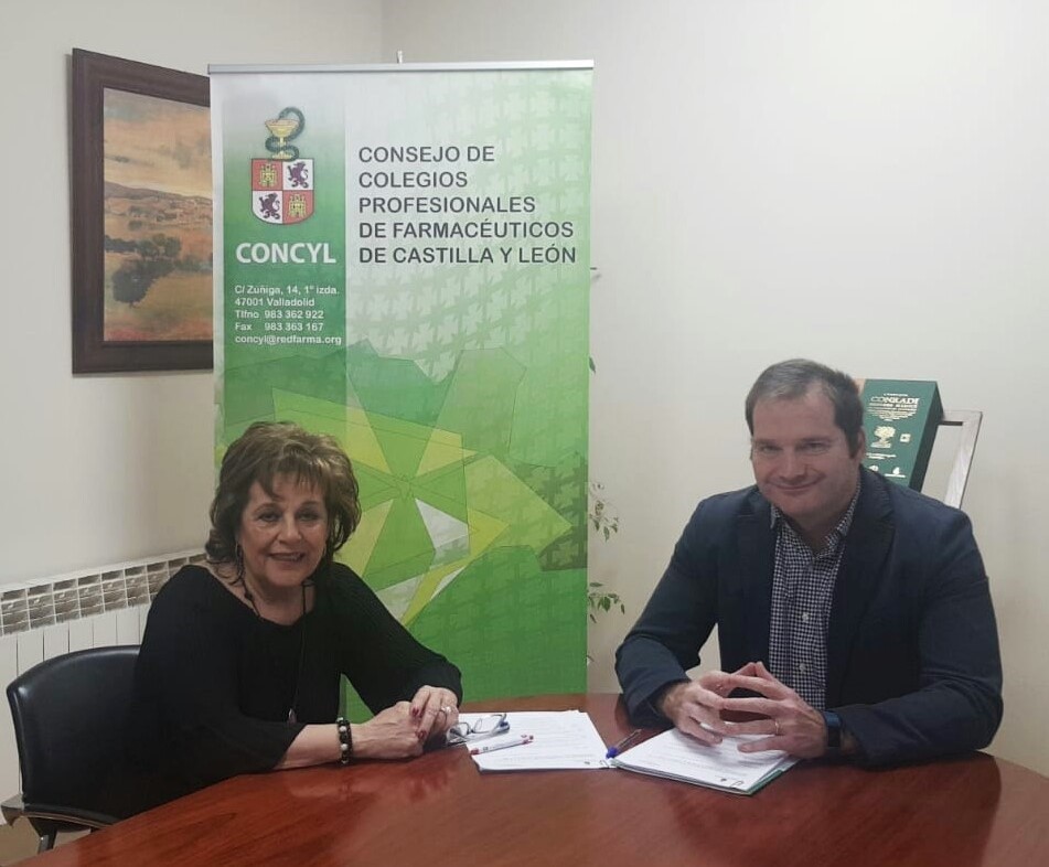 El presidente de Concyl, Carlos Treceño, junto a María Belén Bernal, la mandataria de Fadcyl.