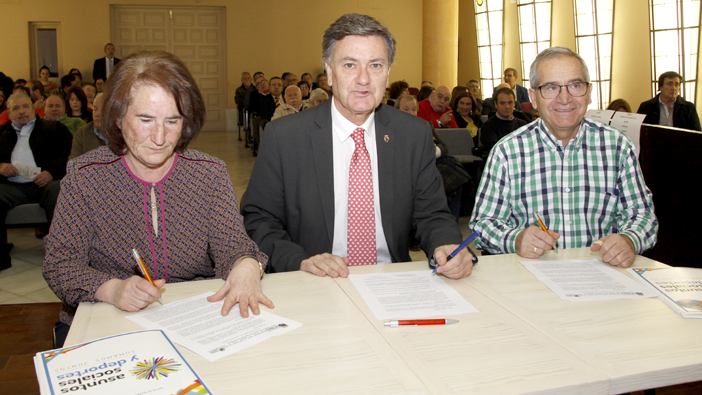 El presidente de la Diputación, Francisco Vázquez, señaló la importancia de la institución en el desarollo cultural, social y deportivo de la provincia.