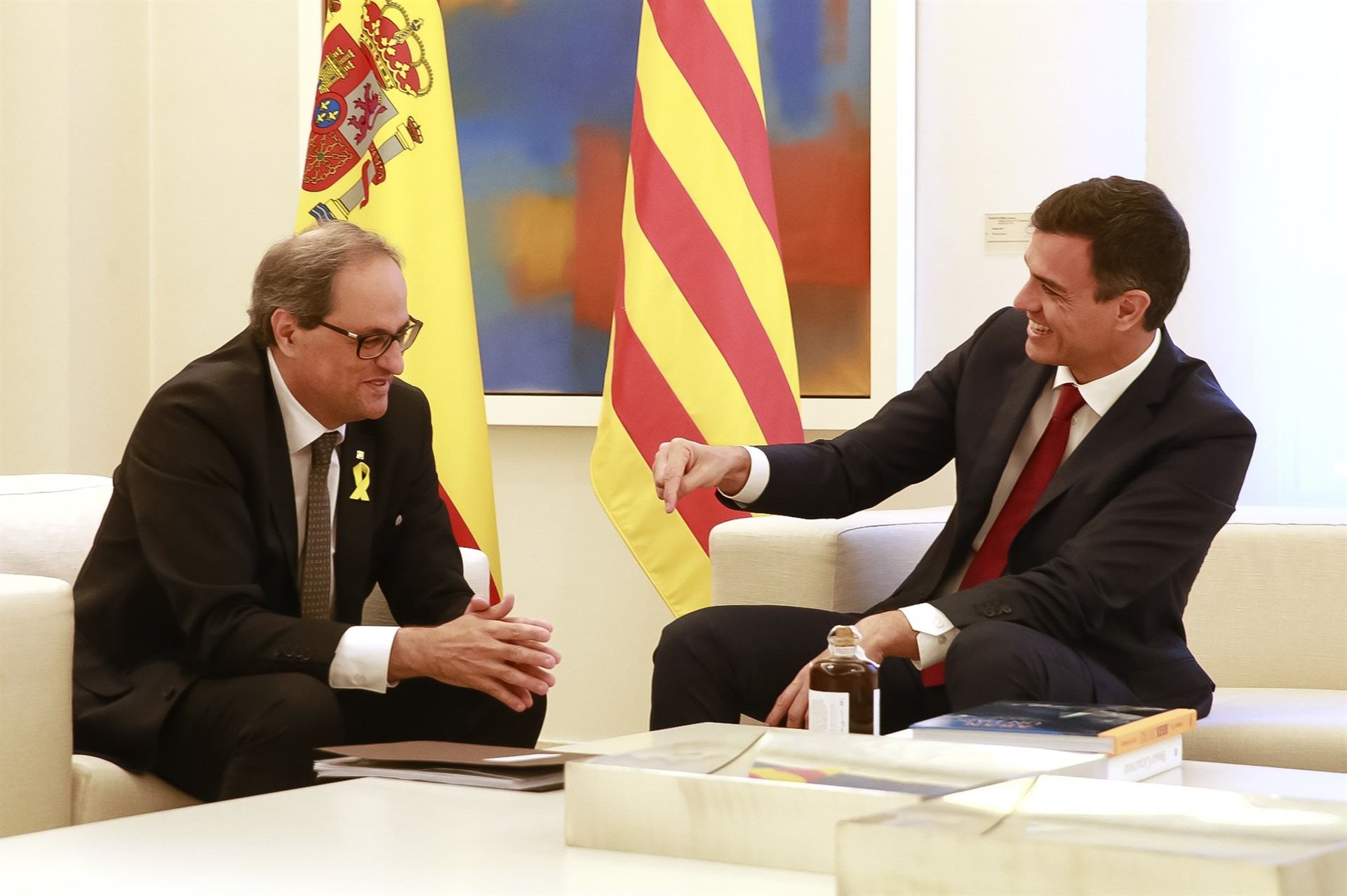 Torra y Sánchez se reunirán en el Palacio de Pedralbes a las 18:00 1 El presidente catalán y el mandatario del Gobierno esperan poder apaciguar las tensiones entre las administraciones.