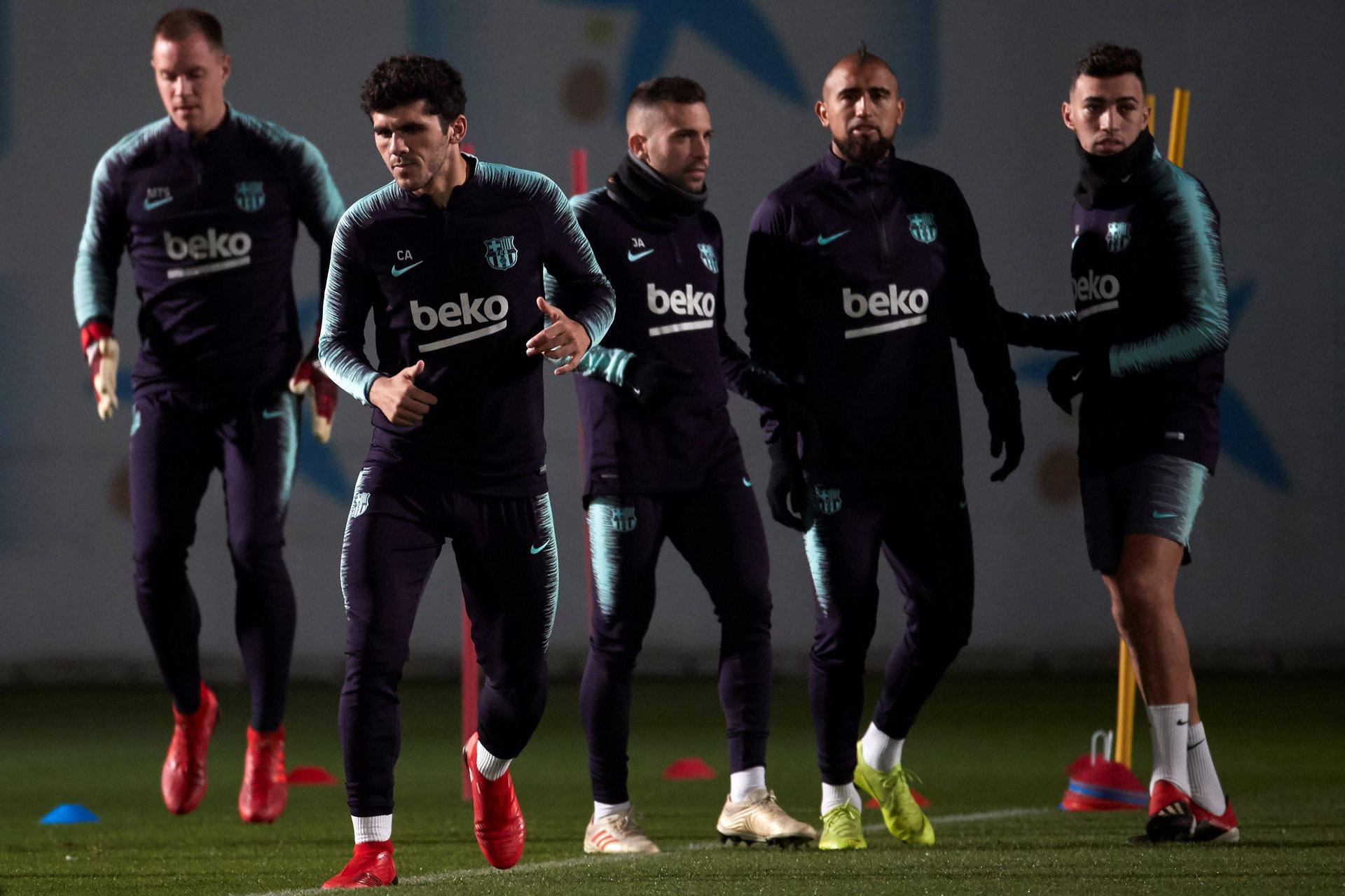 Barça y Atlético no quieren sustos ante la Cultural y el Sant Andreu 1 Entrenamiento del FC Barcelona