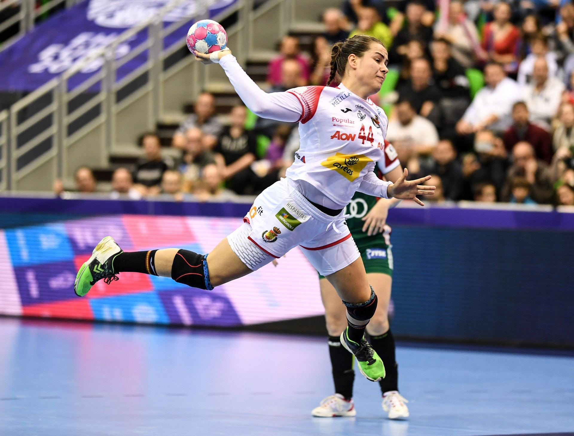 Ainhoa Hernández Serrador espera ser una pieza clave en el partido ante el combinado rumano.