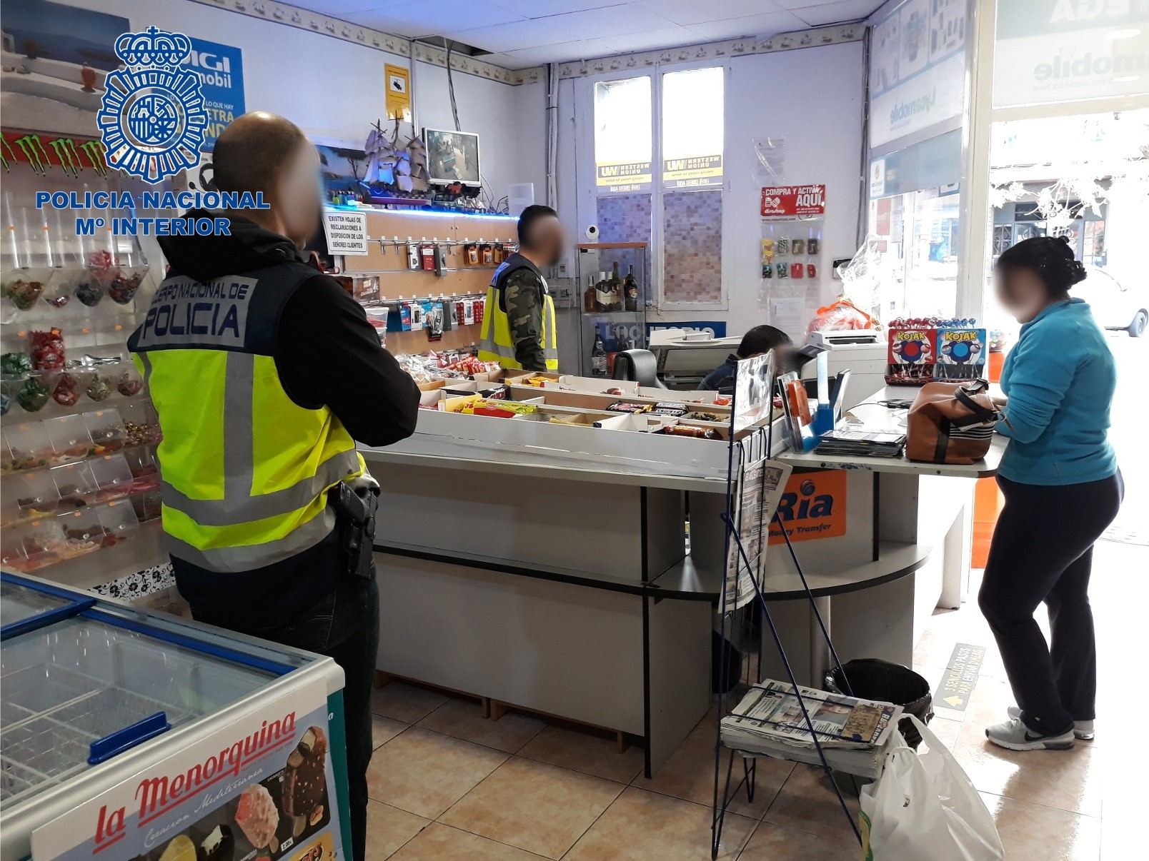 Actuación de la policía nacional contra la trata de personas en Palma de Mallorca.