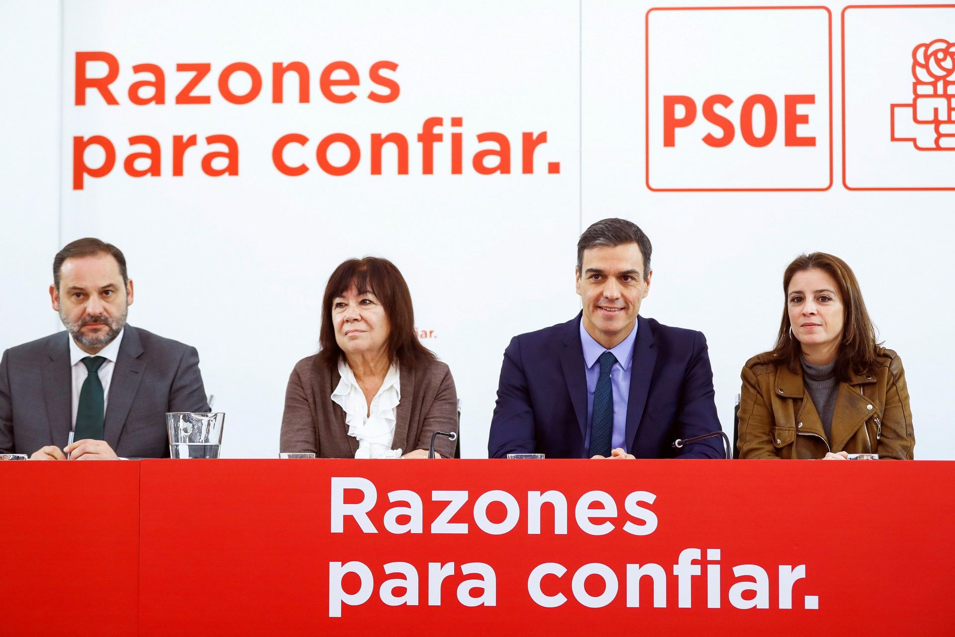 Ábalos niega que pidiera la dimisión de Díaz pero le reclama renovación 1 Reunión ejecutiva federal del PSOE