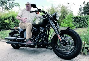 Cantalejo se vuelve motera 5 03 luike en harley