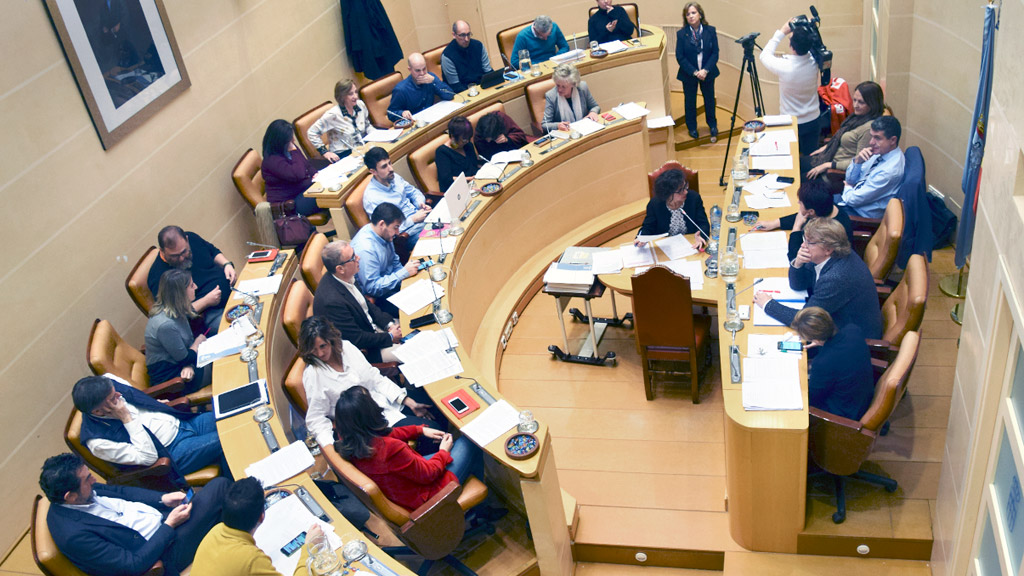 El presupuesto municipal tiene que ser aprobado por el pleno y por mayoría simple; es decir, la mitad más uno. / Rocío Pardos