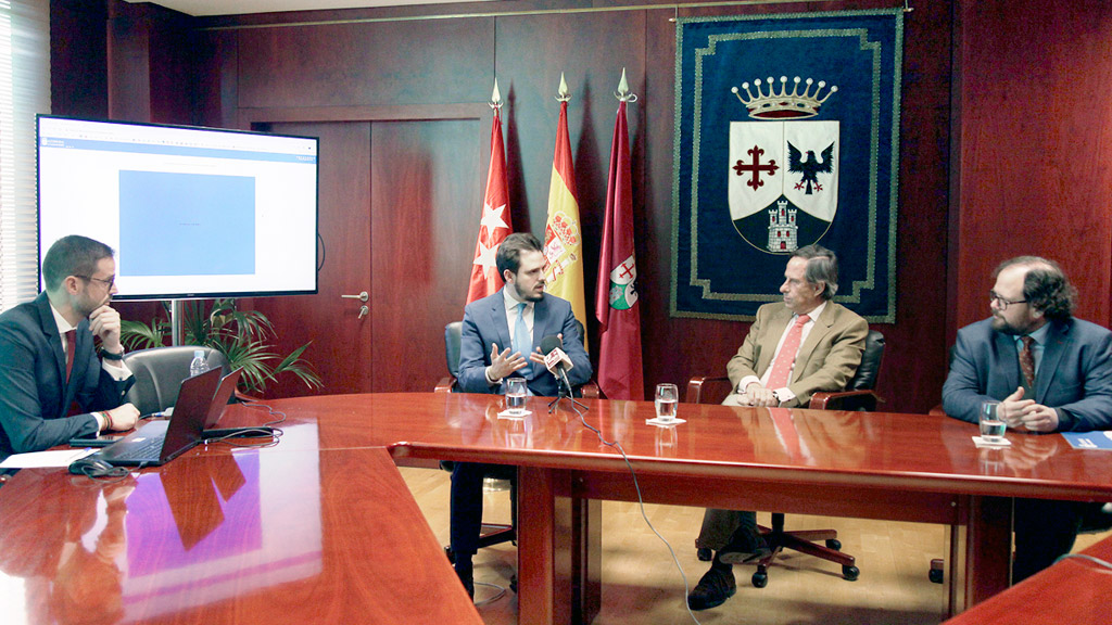 Presentación de ‘Alcobendas Encuentra’, un servicio de objetos perdidos creado gracias a una empresa segoviana. / E. A.