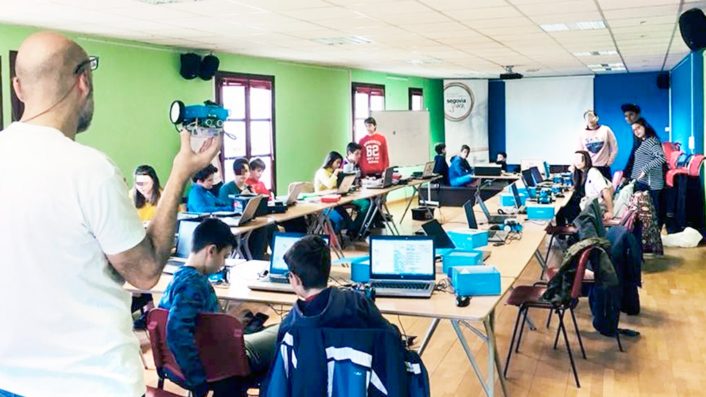 Durante el primer trimestre del presente curso se puso en marcha el programa ‘+QRobots’. / EL ADELANTADO