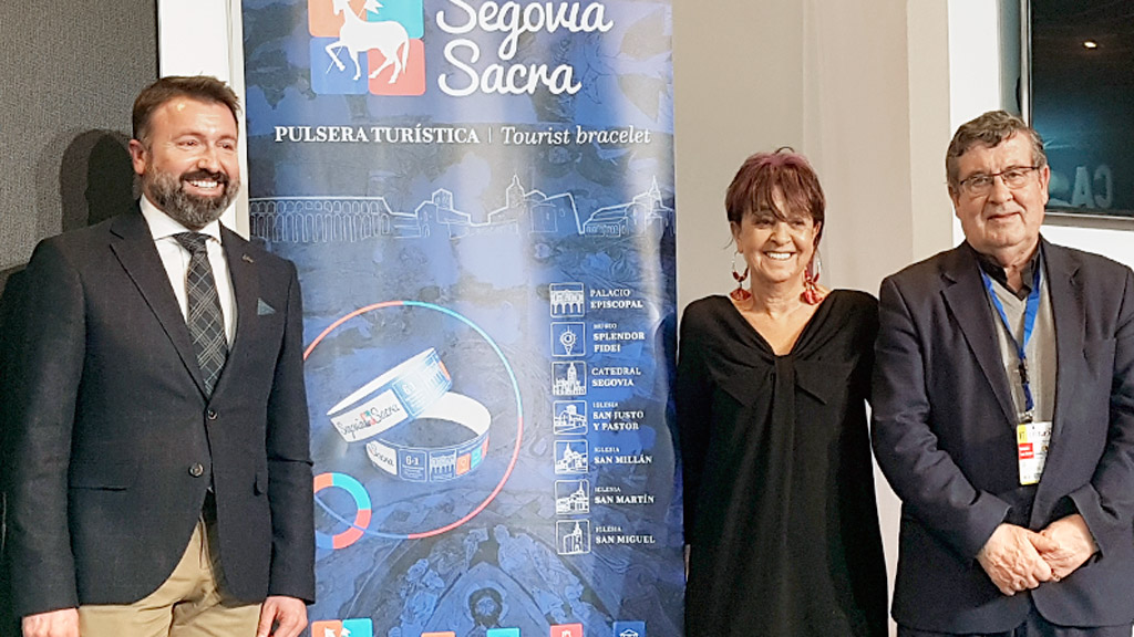 Francisco Moya, Claudia de Santos y Ángel Galindo, en la Feria. / EL ADELANTADO