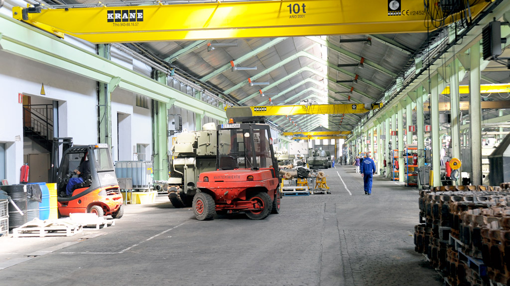 La actividad del centro fabril militar está garantizada para varios años, según el Ministerio de Defensa./ KAMARERO