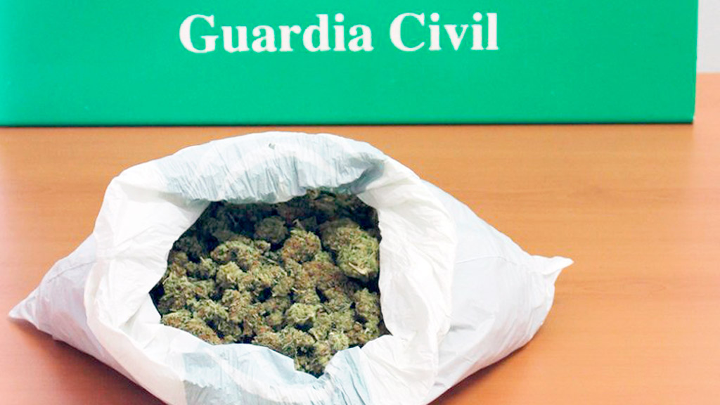 13 1 suceso detencion drogas guardia civil