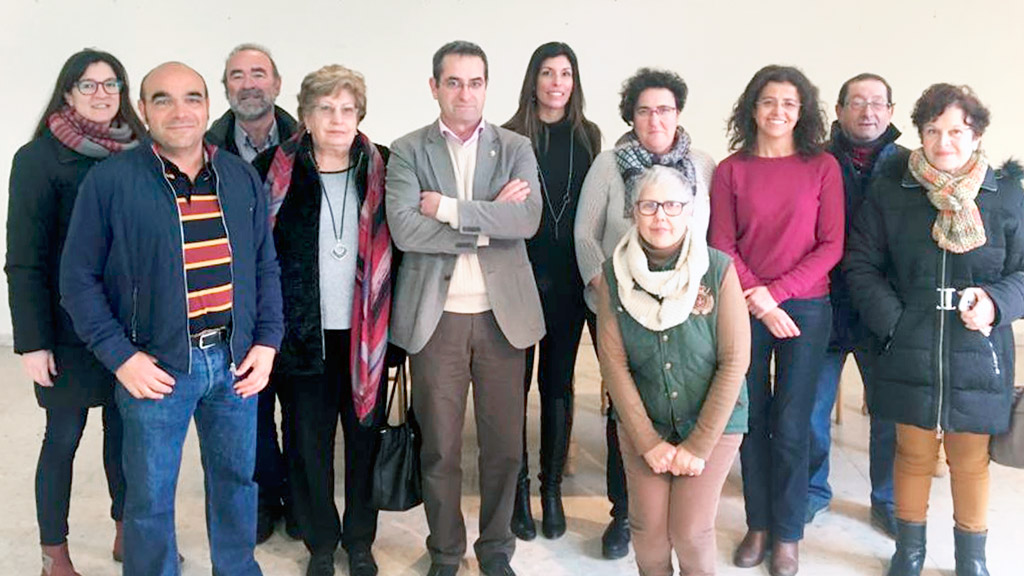 Jaime Pérez (centro) en la reunión del pasado martes en el municipio de Campo de San Pedro.