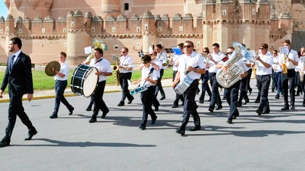 Asier Doval, actual director de la Banda, pide unos mínimos que dignifiquen su profesión.