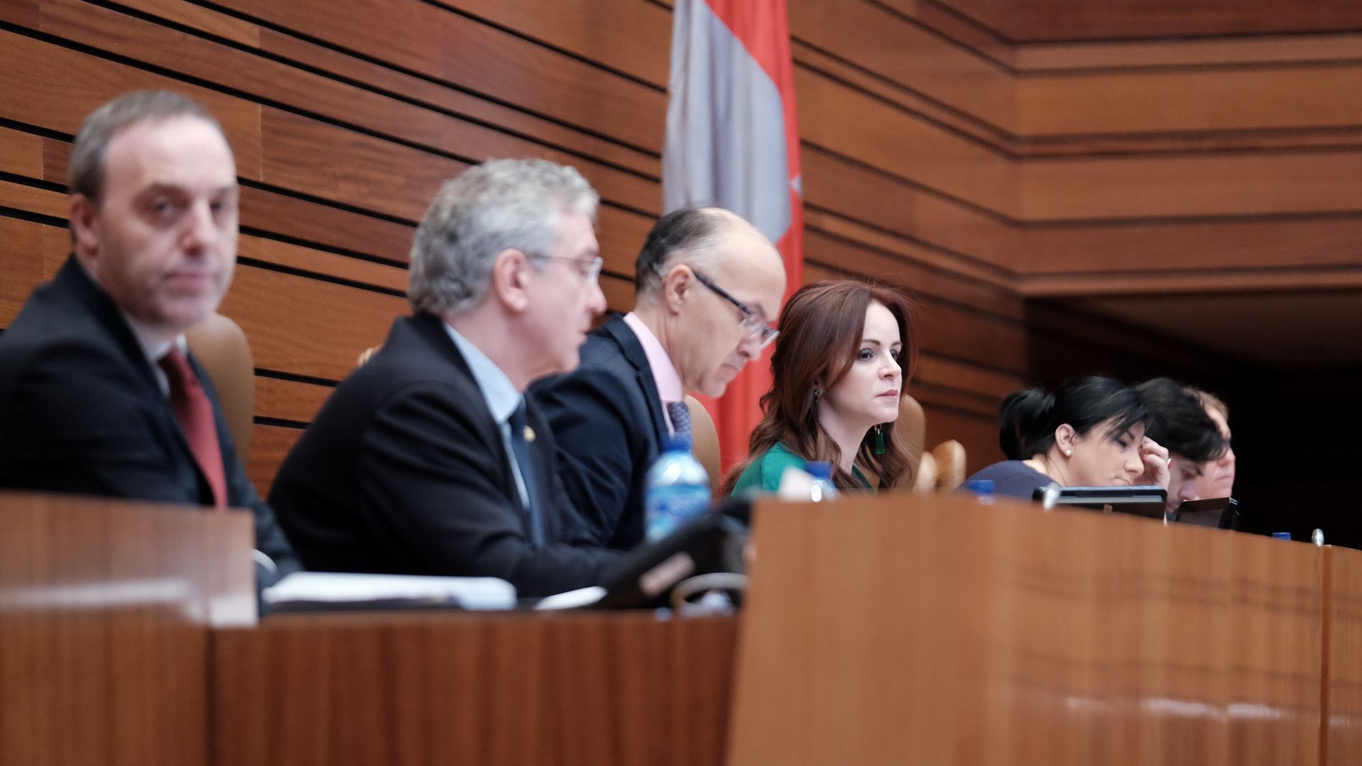 La ley de carrera profesional se tramitará por vía urgente 1 Miembros de la Mesa de las Cortes de Castilla y León. / Europa press