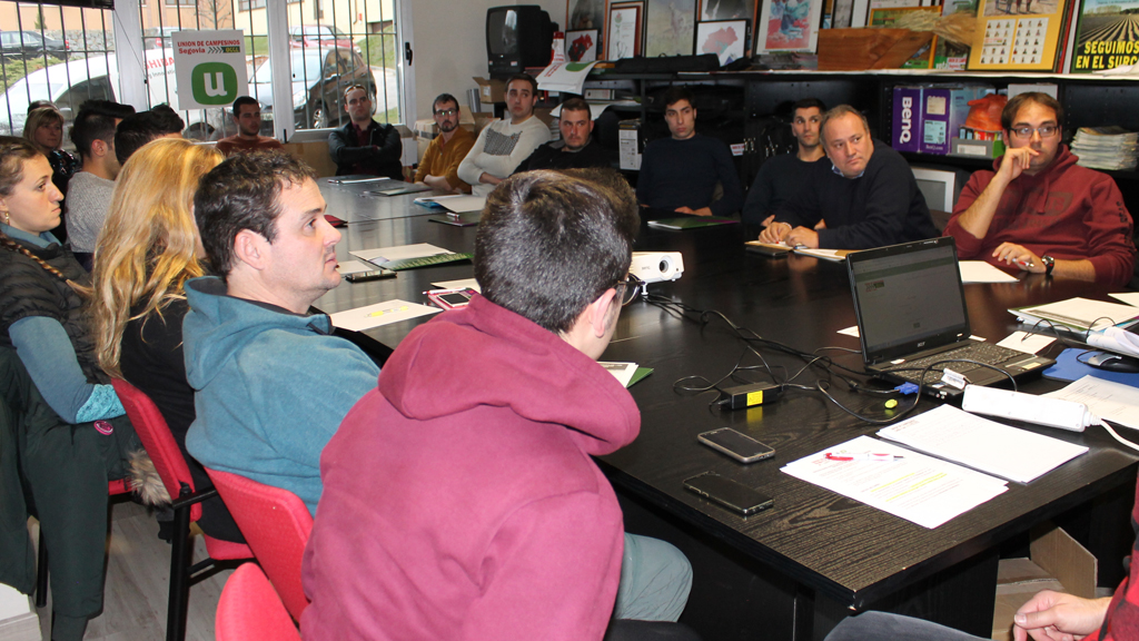 Imagen de la primera jornada del curso en la sede de UCCL Segovia. / e. A.