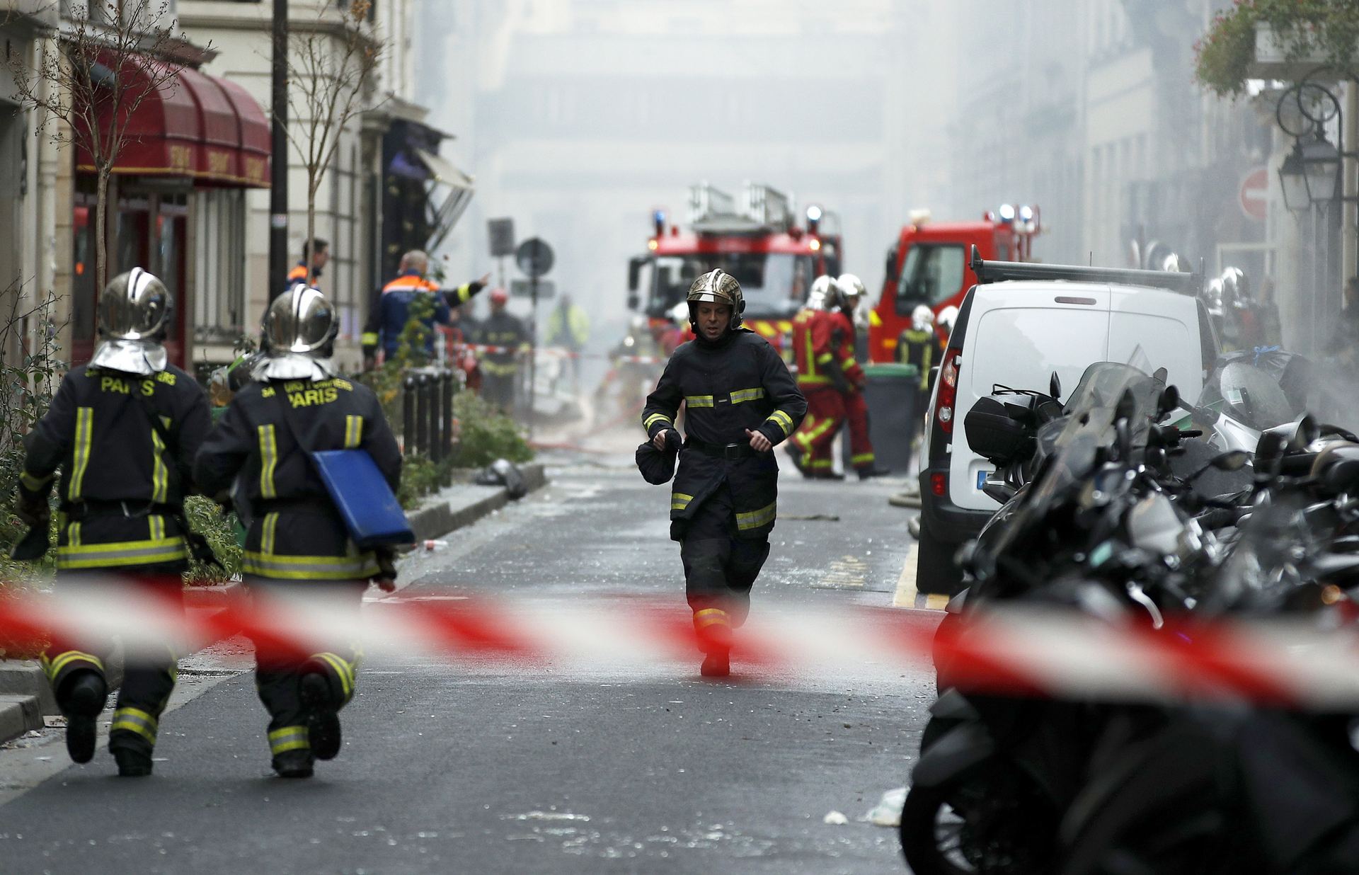 La detonación ocurrió en una panadería situada en la calle de Trévise, en el centro de la ciudad. / EFE
