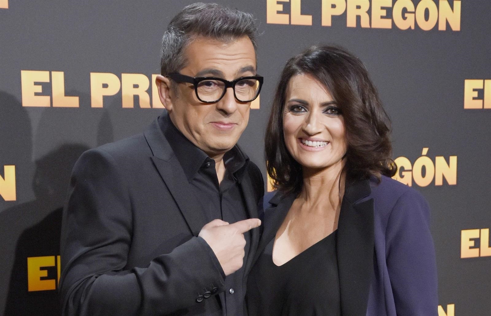 Silvia Abril y Buenafuente, presentador de la gala y fundador de El Terrat.