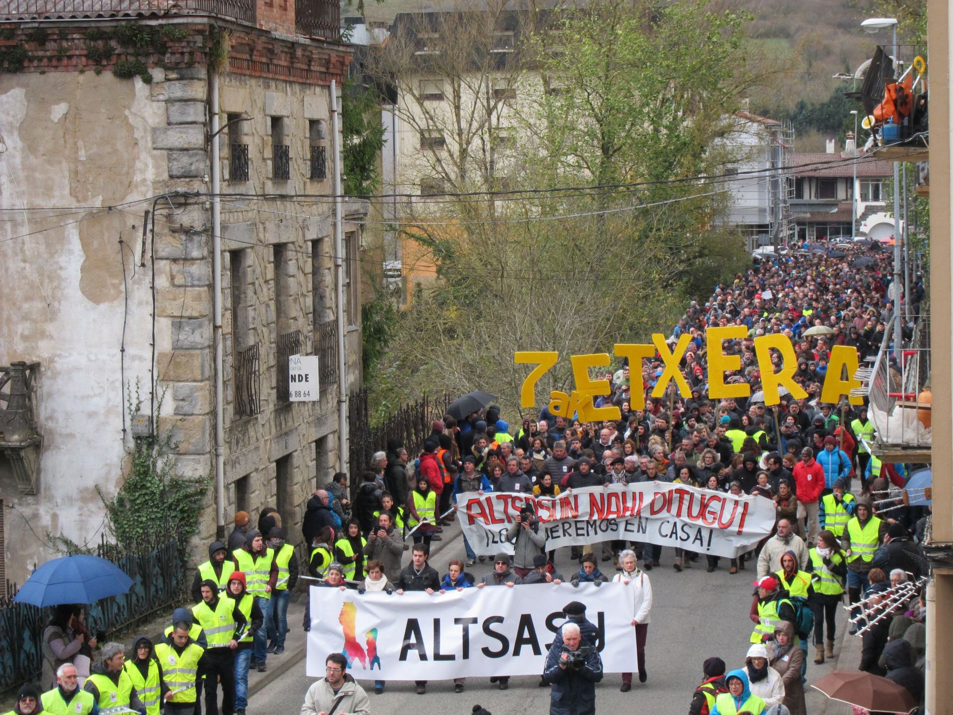 Manifestación en Alsasua en diciembre de 2016 para pedir la libertad de los detenidos.
