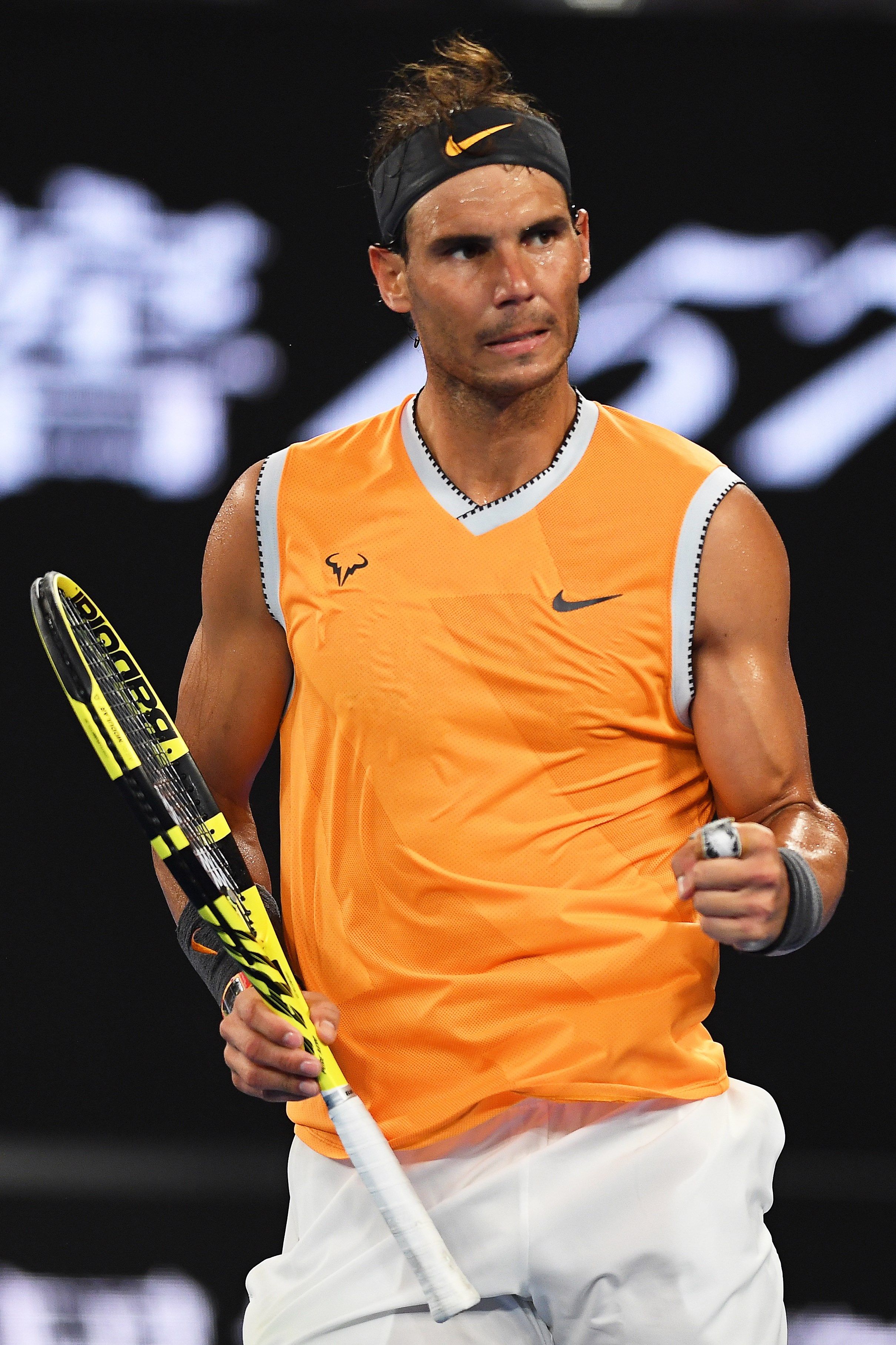 El tenista español Rafael Nadal celebra una jugada durante el partido.